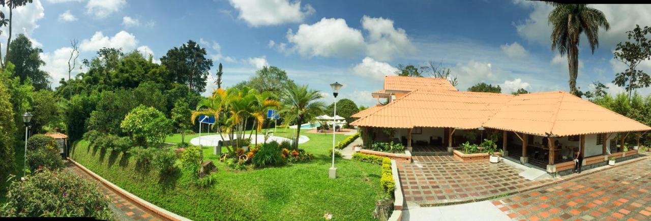 Cotinga Hotel Spa Pereira Bagian luar foto